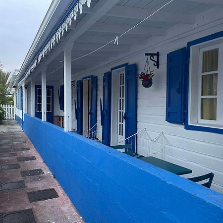 Gite Les Carillons Hostel Cilaos Exterior photo